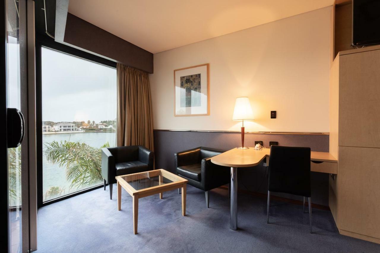 Lakes Hotel Adelaide Buitenkant foto
