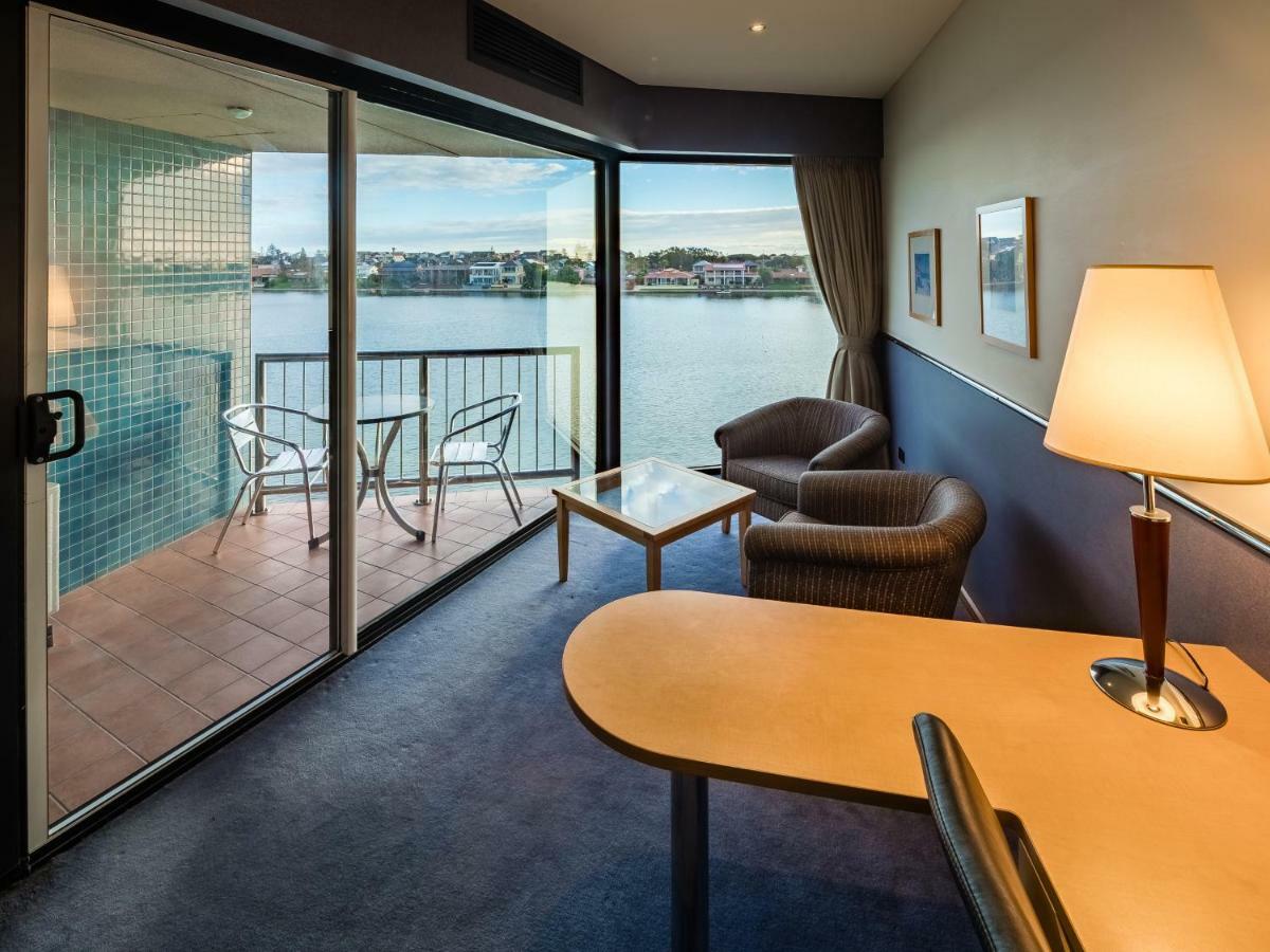 Lakes Hotel Adelaide Buitenkant foto